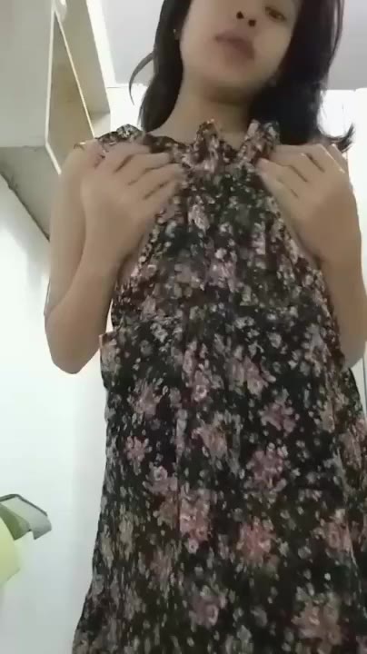 Bumil kesepian pengen ada yang ngasih kontol