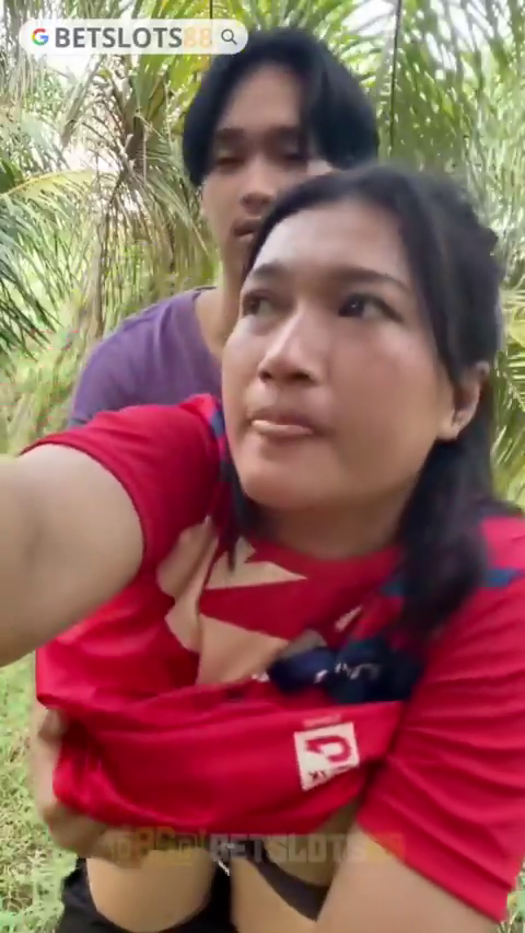 Video Viral Ibu Tiri vs Anak Tiri di Kebun Sawit