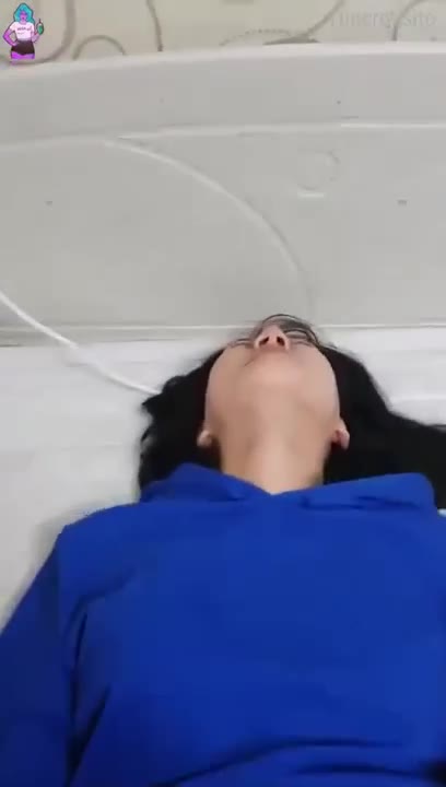 Genjot Memek Abg Mulus baju biru