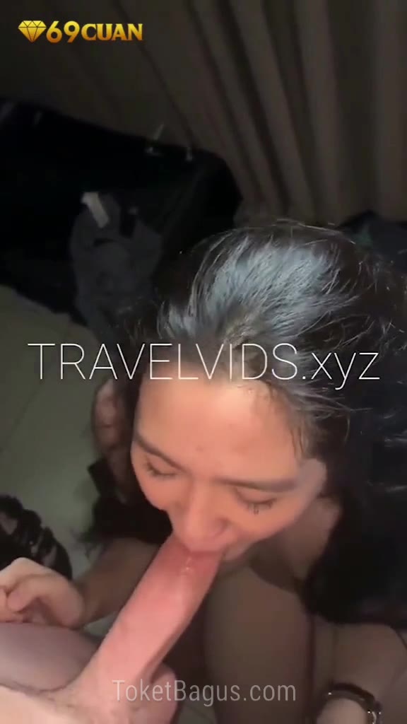 Cewek perawan malah udah dientot kontol gede