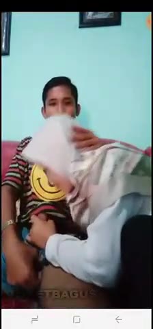 Adiknya mau sekolah disuruh kakak nyepong